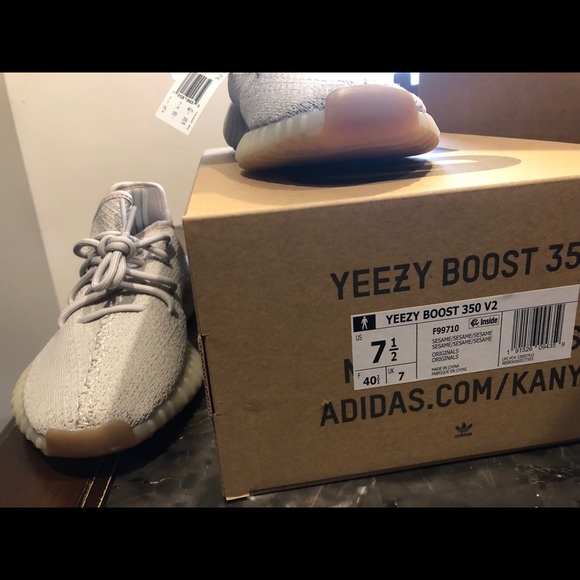 Yeezy Boost 350 V2 Sesame - Picture 5 of 6